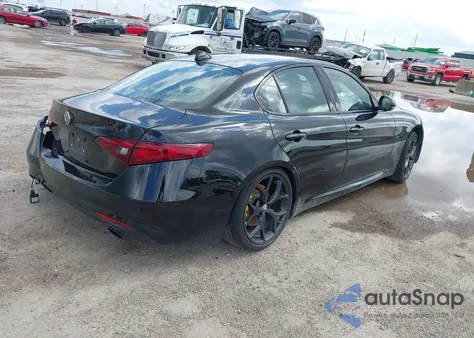 2020 Alfa Romeo Giulia Rwd из США, поврежденный, VIN ZARFAMAN3L7632937